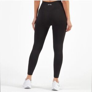 AYBL‎ Motion Seamless Leggings in Black size medium